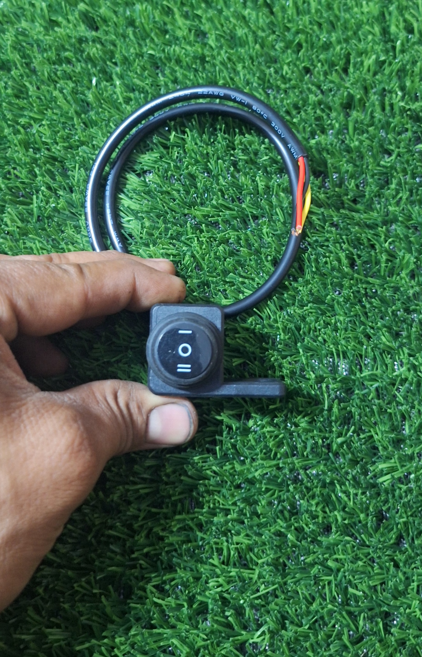کلید پروژکتور دوپل دوحالته زیر آینه