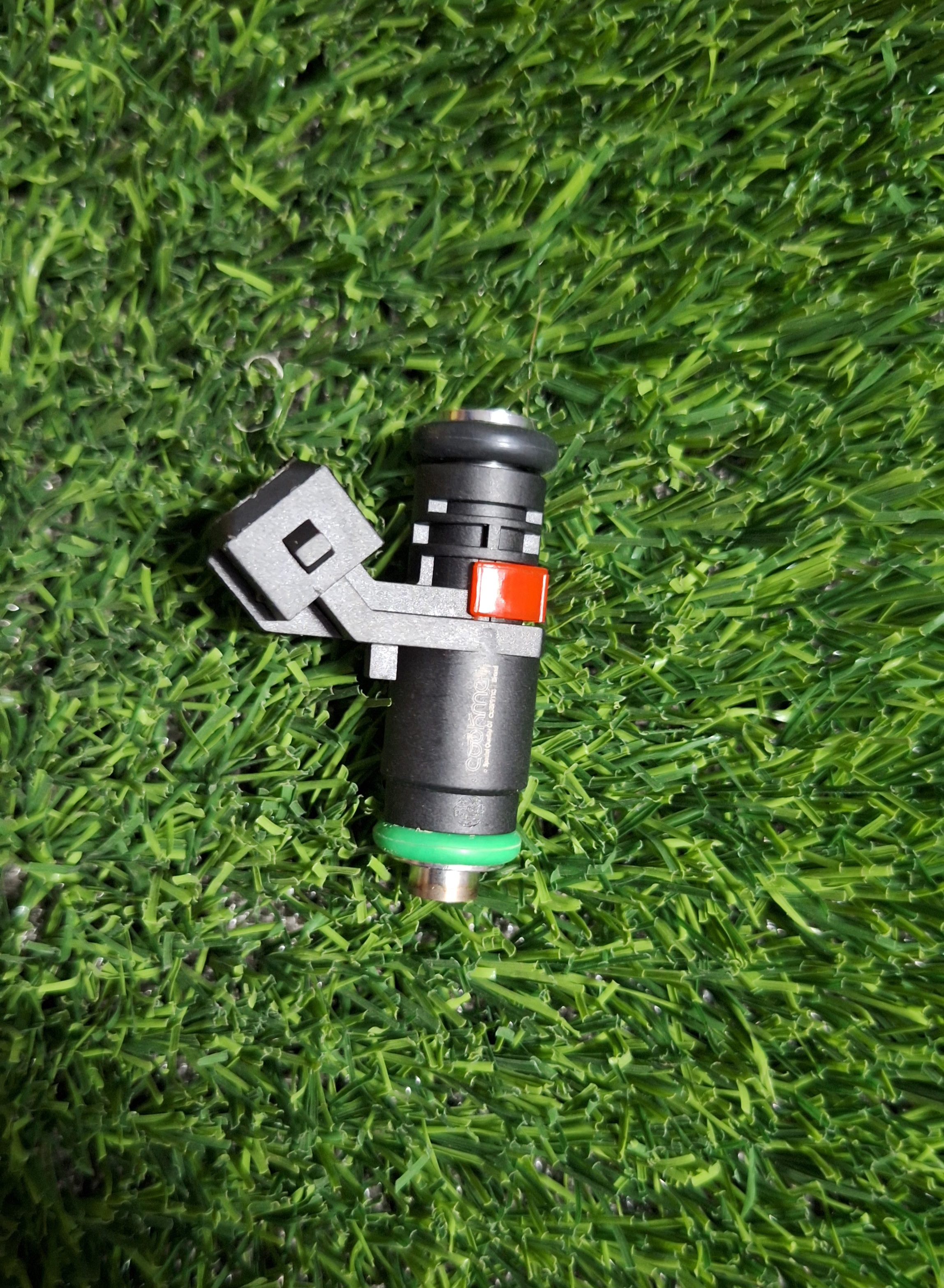 سوزن انژکتور 6سوراخ موتورسیکلت طرح کلیک
