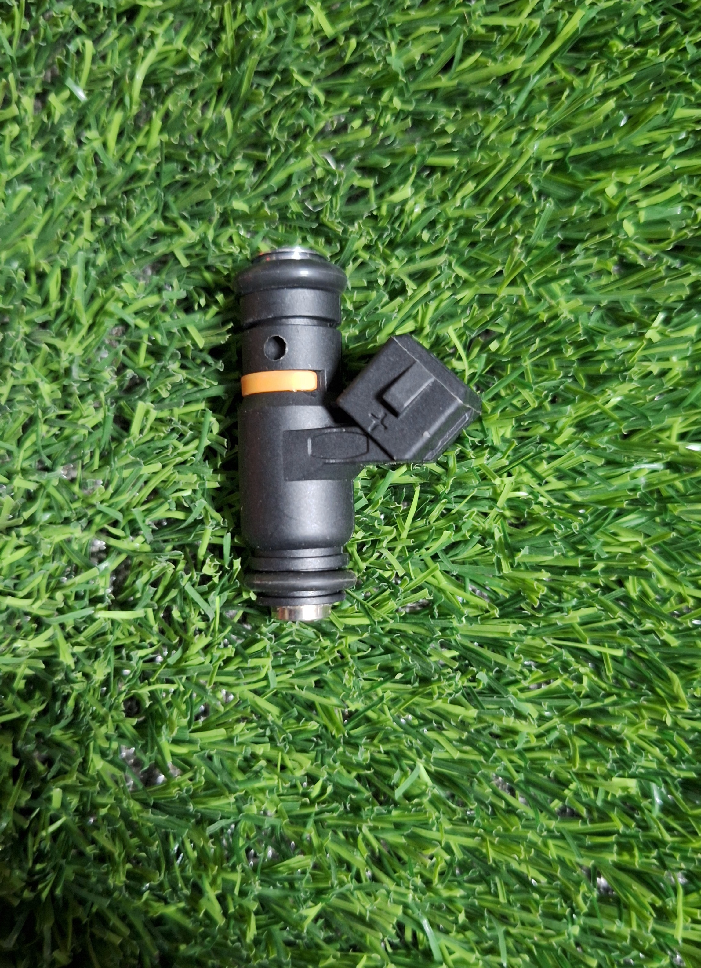 سوزن انژکتور ۳ سوراخ طرح آیروکس و کلیک